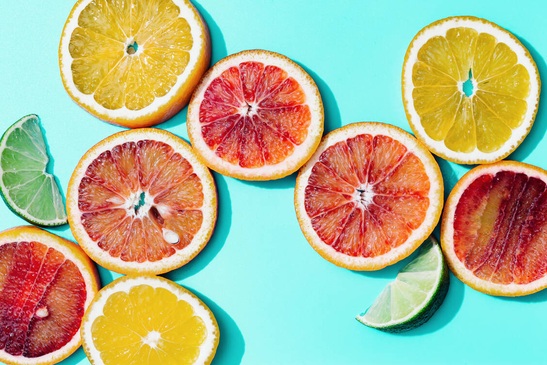 Synephrin kommt natürlicherweise in Zitrusfrüchten wie Orangen, Mandarinen und Zitronen vor. / Foto: Getty Images/yrabota