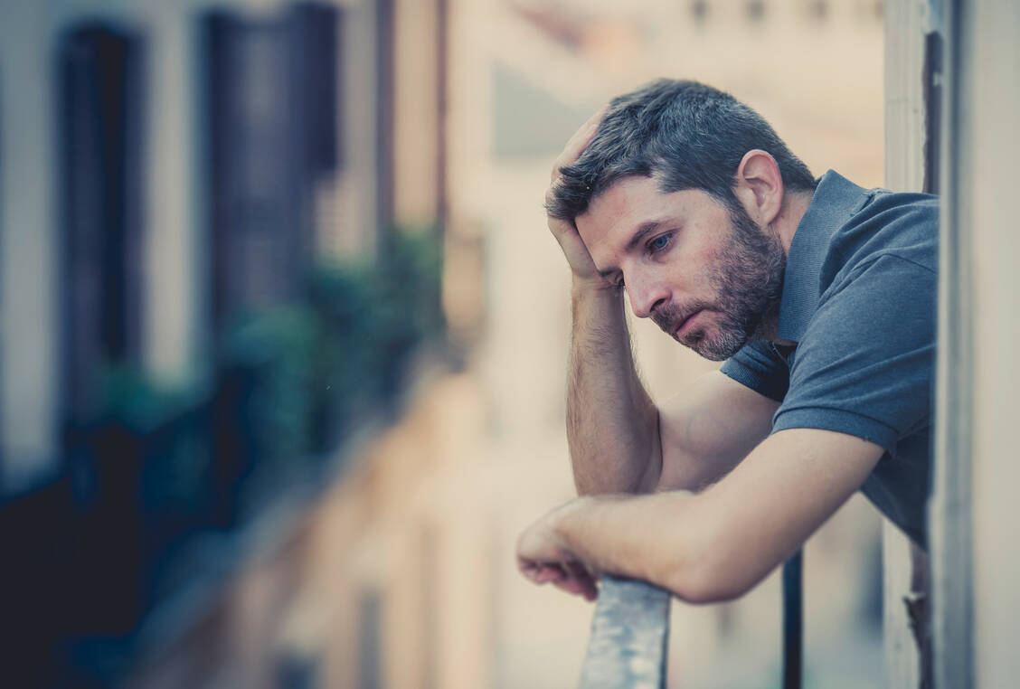 Eine negative Grundstimmung beeinflusst den Stoffwechsel und den Heilungsverlauf nach einem Herzinfarkt. / Foto: Adobe Stock/Wordley Calvo Stock