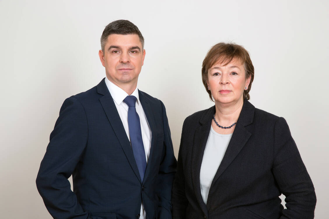 Der 1. Vorsitzende der Adexa, Andreas May, neben Tanja Kratt, der Vize-Vorsitzenden. / Foto: Bild: Angela Pfeiffer, Hamburg
