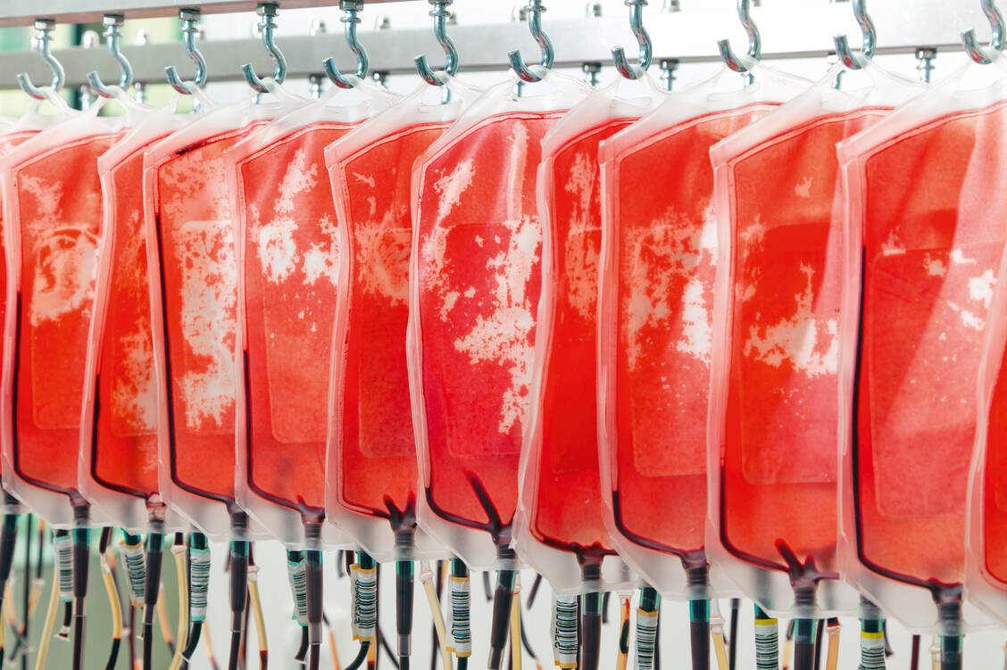 Die Umwandlung von Blutgruppe A in Blutgruppe 0 könnte Engpässe in der  Transfusions- und Notfallmedizin zukünftig verringern. / Foto: Fotolia/Gina Sanders